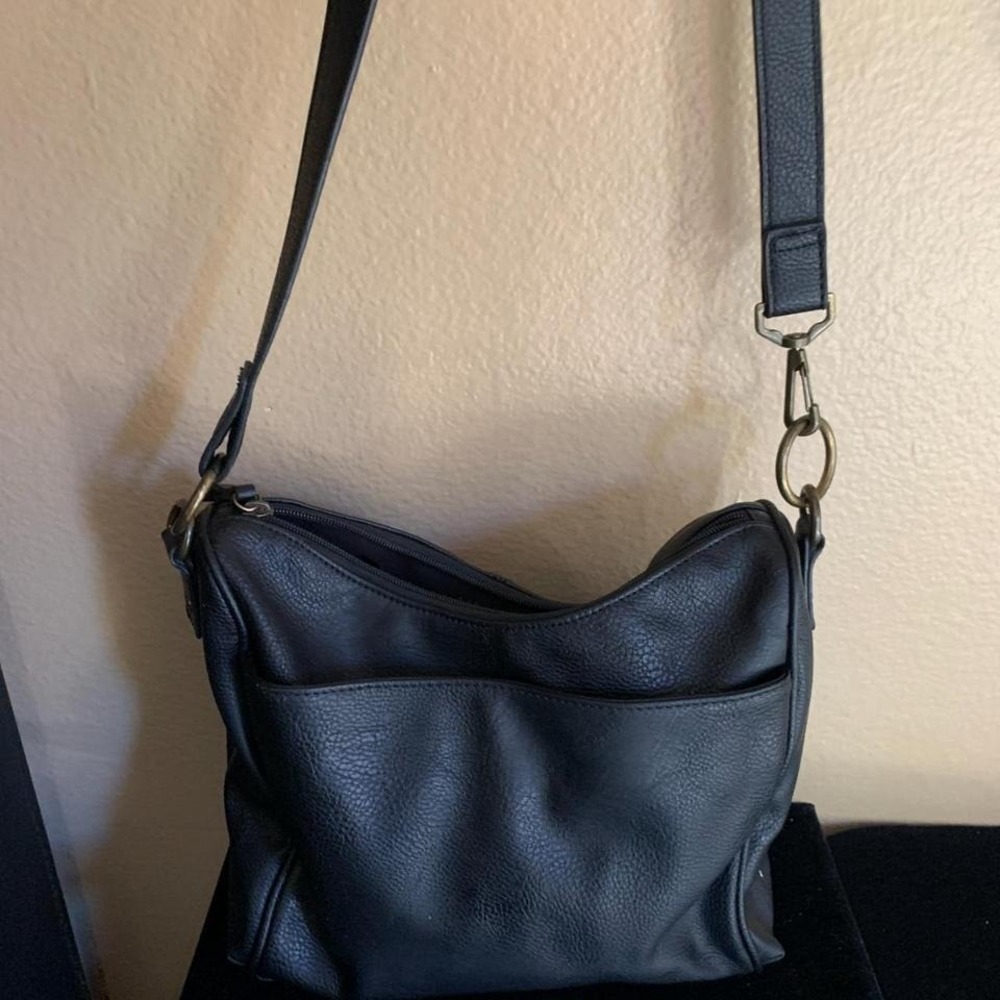 Black Rosetti Handbag Shoulder‎ Fair Condition - Picture 2 of 3